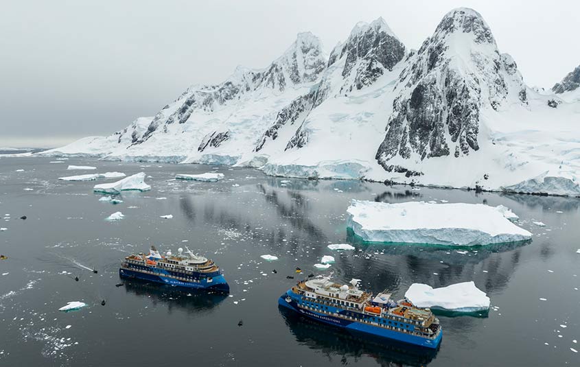 Ocean Victory Ocean Albatros Make Connection In Antarctica Travelweek