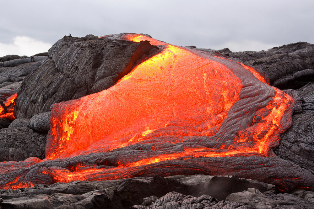 A Hawaiian Volcano Spews Lava Travel Unaffected Travelweek 