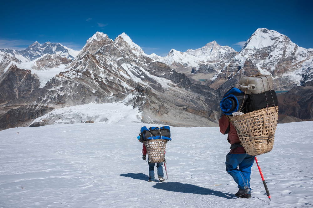 Everest climbing season likely done as Sherpas decide not to rebuild