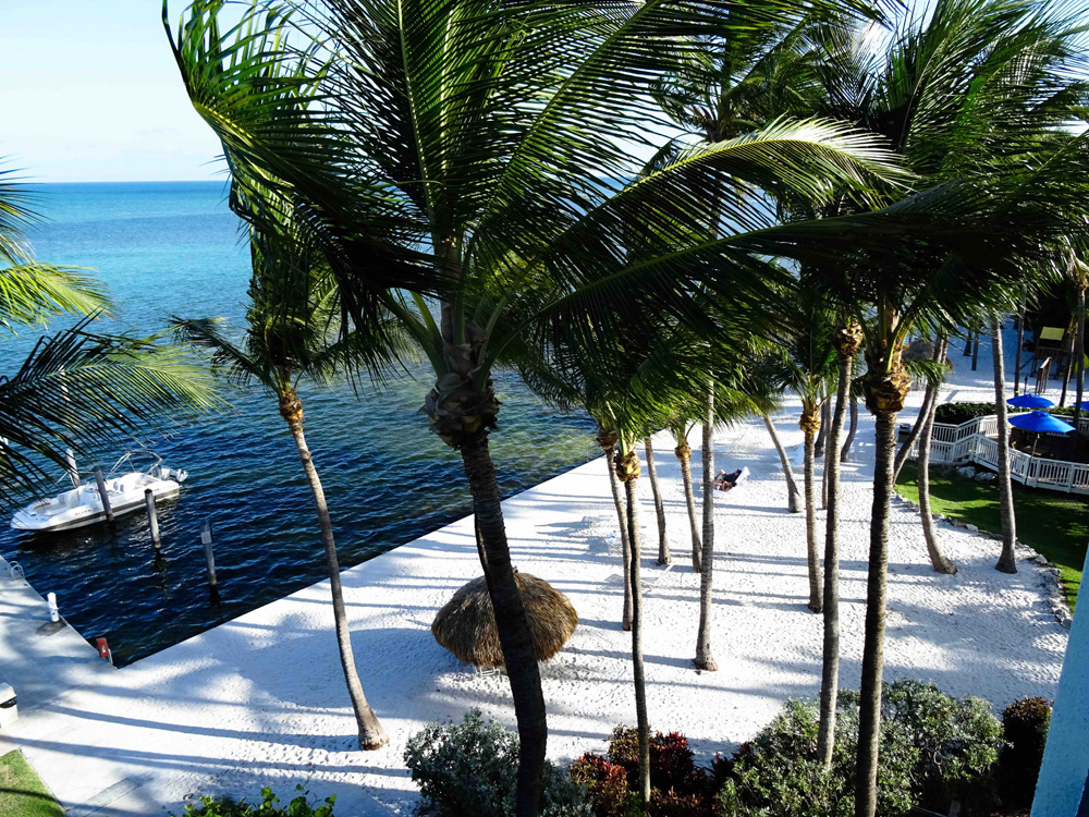 The beach at Sunset Key guest cottages.