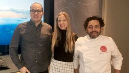 Ecuador's Tourism Ministry recently hosted 'A Taste of Ecuador' in Toronto. From l-r: Canadian artist Jesse Louttit, Kerry Duff from Avenue PR, and Ecuadorian Chef Mauricio Acuña.