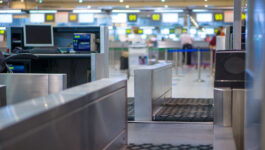 Canadian carriers applaud extra money for airport security but want privatization off the table