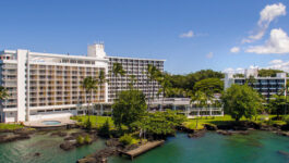 DoubleTree by Hilton opens oceanfront property on Hilo Bay