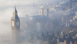 More fog delays, cancellations at London’s airports