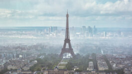 Paris grapples with pollution, makes public transport free across city