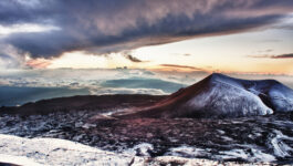 Tropical paradise Hawaii sees a foot of snow