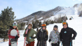 2nd annual Travel Trade Ski Day enjoys perfect weather conditions