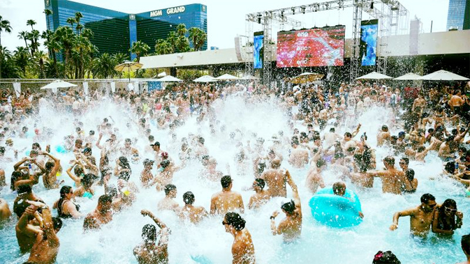 Wet Republic Ultra Pool