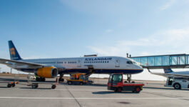 Icelandair ramps up YVR service to year round