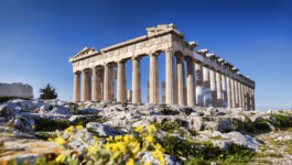 Weekend strike to shut Acropolis at height of tourist season