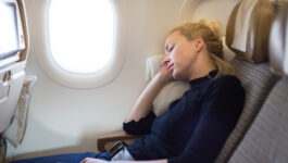 Did you know? Why sleeping during takeoff and descent is bad for your health