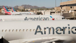 Scheduling glitch has American Airlines scrambling for pilots for holiday flights