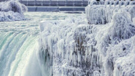 Niagara Falls has frozen over and the photos are absolutely stunning