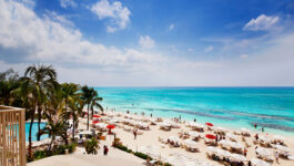 Summer heats up in the Cayman Islands with discounts of up to 30% off