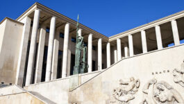 Nudists take over Paris museum for one night