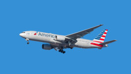 American Airlines threatens to bar customers from changing tickets