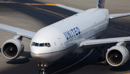 United 3Q profit up 30 per cent as it recoups fuel costs