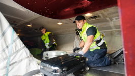 Drunk baggage handler falls asleep in hold, accidentally flies to Chicago