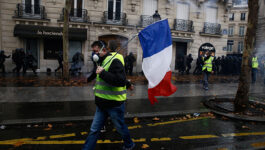 French premier holds talks after violent protests in Paris