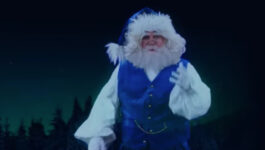 WestJet-does-it-again-with-another-Christmas-video-that-tugs-at-the-heartstrings