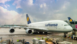 More staff cuts for Lufthansa despite government bailout