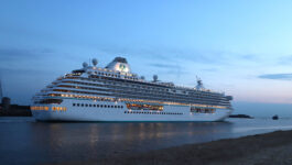 Crystal Serenity sailing for The Bahamas too after Aruba refuses permission to dock