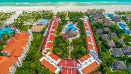 Mexico welcomes resort openings in Cabo and Playa Del Carmen