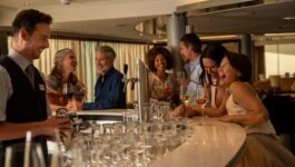 Avalon Waterways to host Happy Hour with free drinks