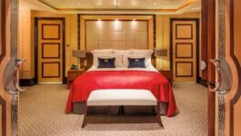 Cunard’s wave season offer includes onboard credit and up to 30% discounts