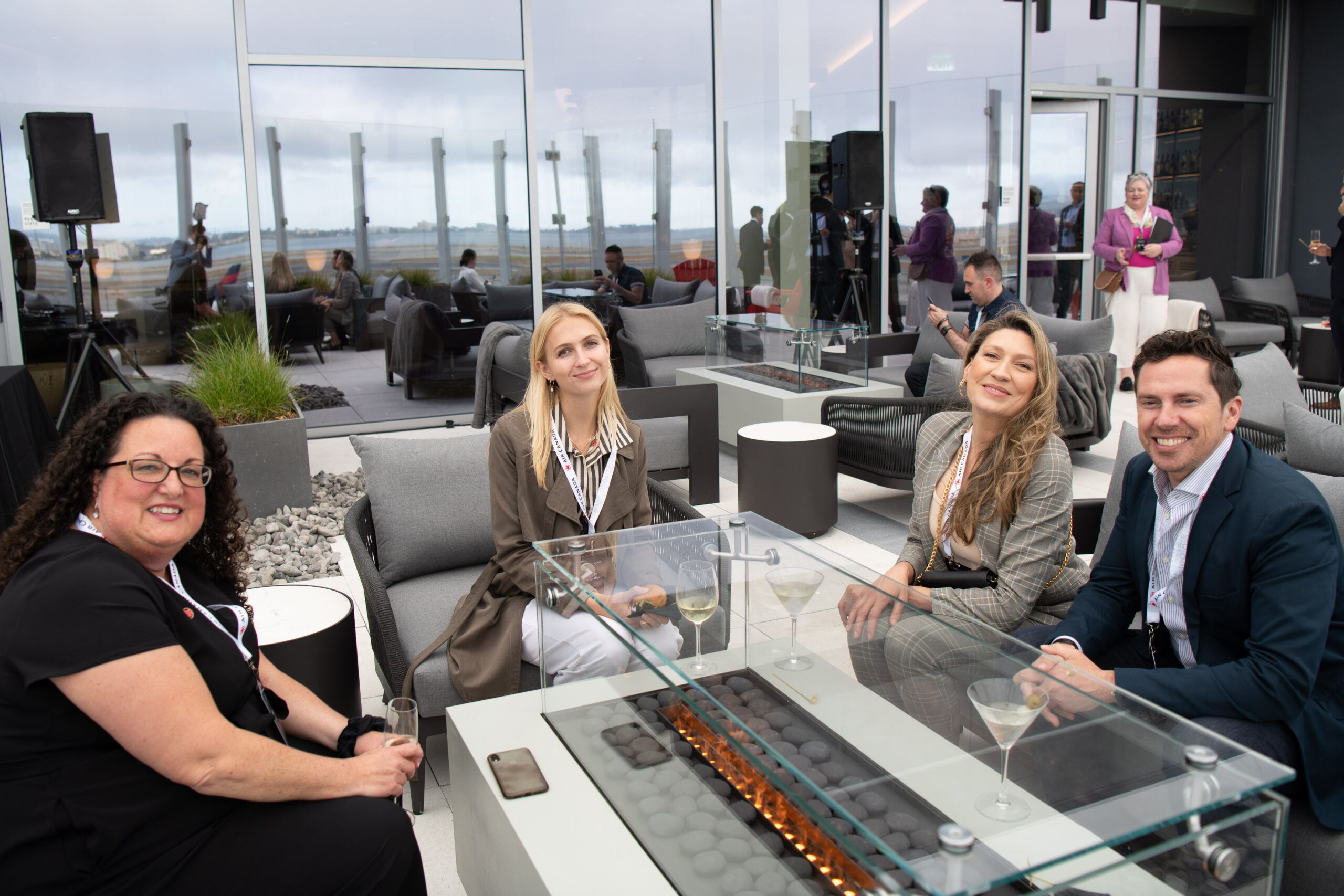 New Maple Leaf Lounge at SFO features Air Canada’s first outdoor terrace