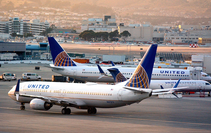 United Airlines flight attendants overwhelmingly vote to strike