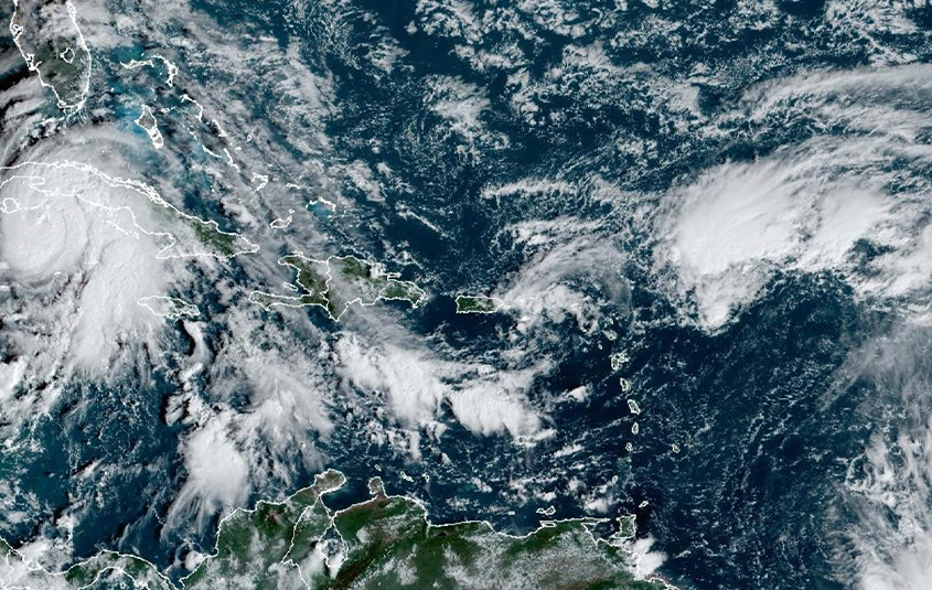 Hurricane Rafael now a Category 2 storm; Air Canada, WestJet and more have updates